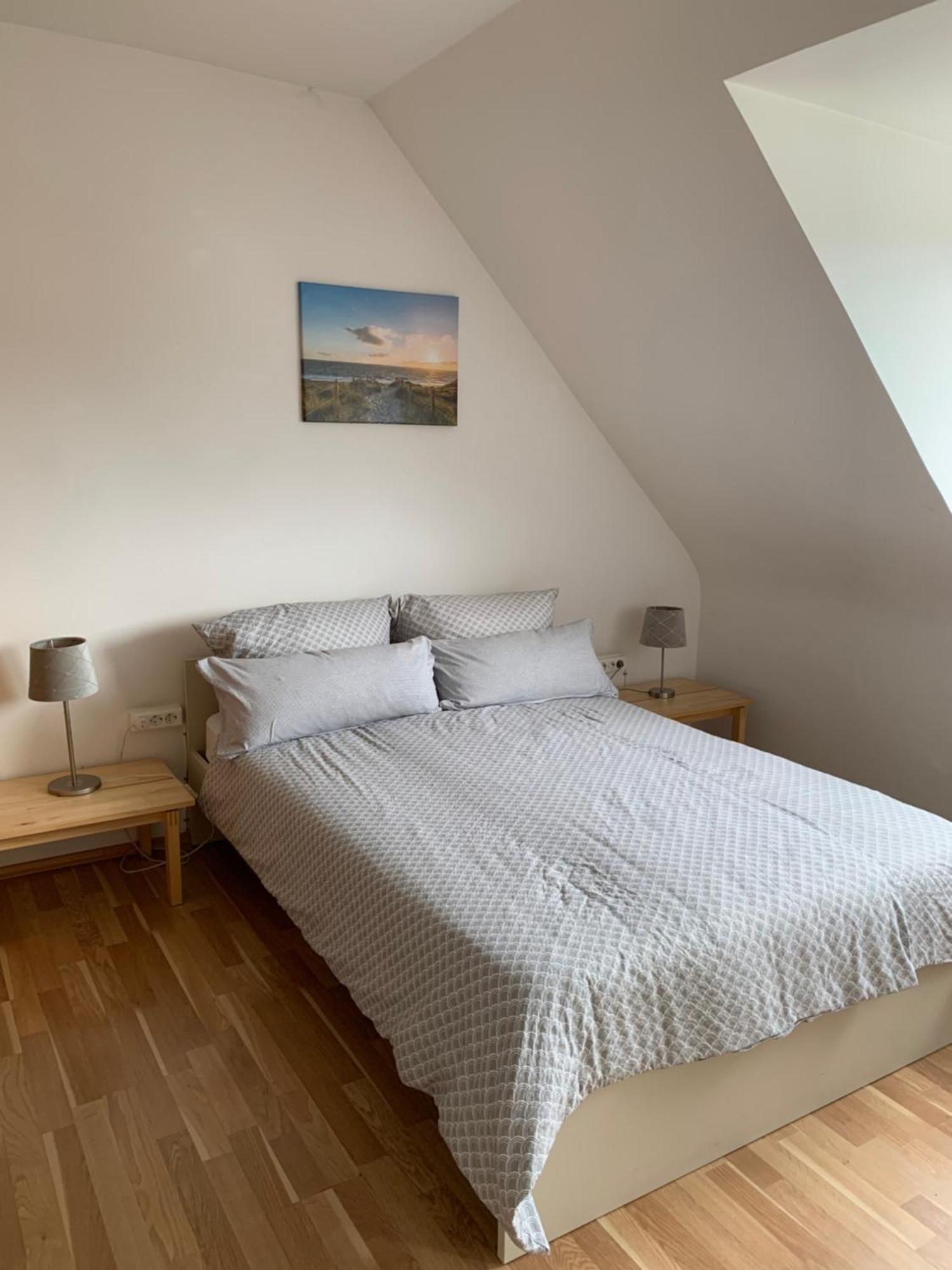 Ferienwohnung Mit Garten In Koeln Bagian luar foto