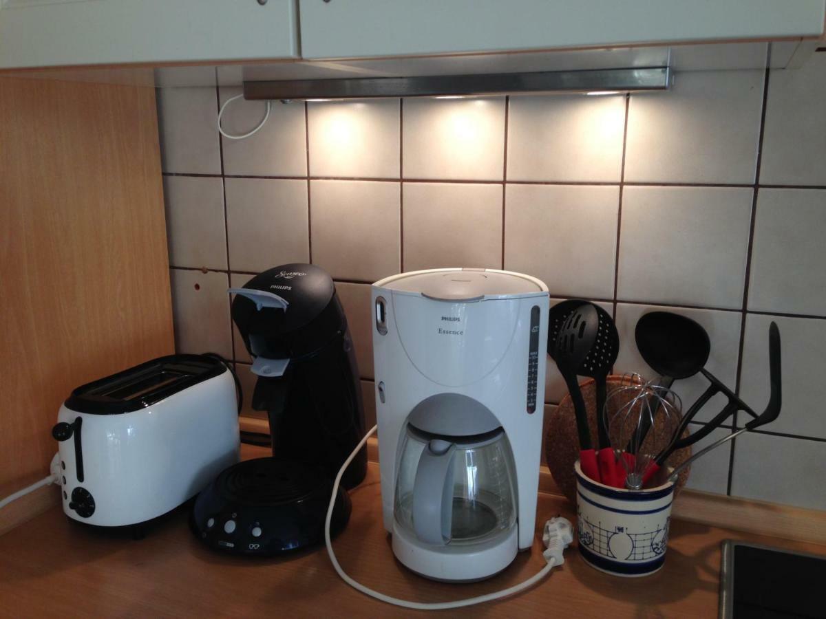 Ferienwohnung Mit Garten In Koeln Bagian luar foto